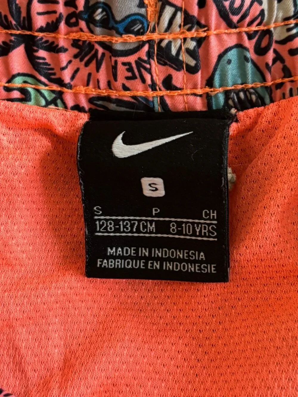 Nike Boys Shark Party Swim Trunks Graphic Volley Shorts Size S 8-10